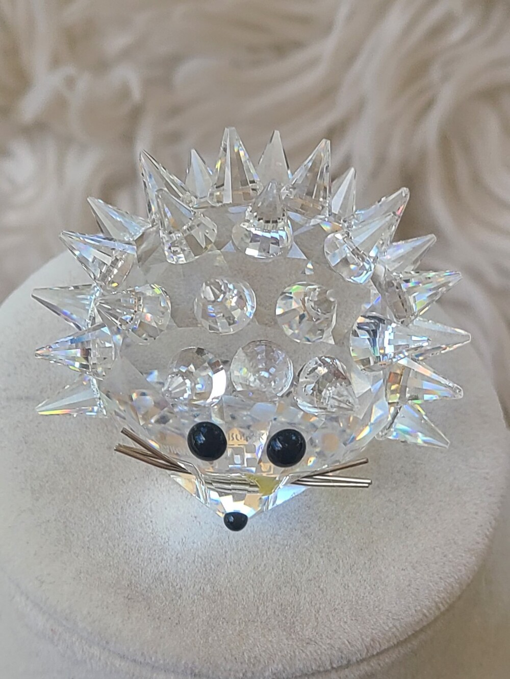 2” Swarovski Retired Crystal Figurine Hedgehog whiskers Porcupine-Good Condition